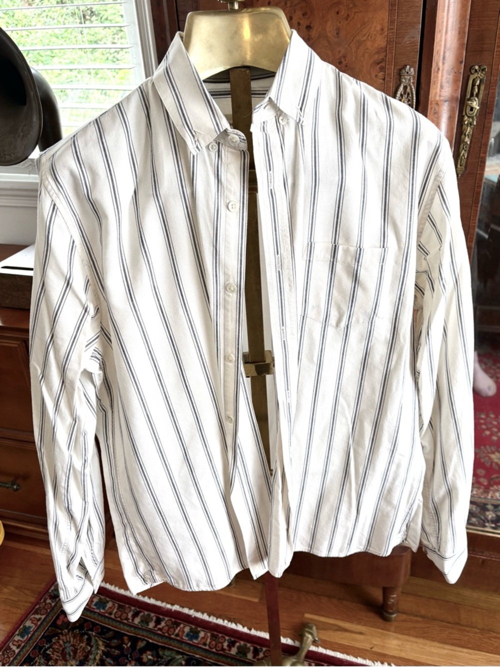 Men's White Casual Button-Down Shirt with Thin Navy Stripes